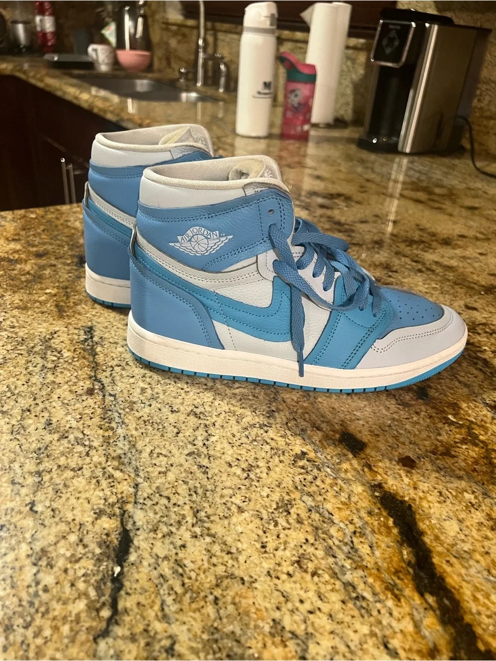 Nike Air Jordan 1 Retro High - Light Blue/White